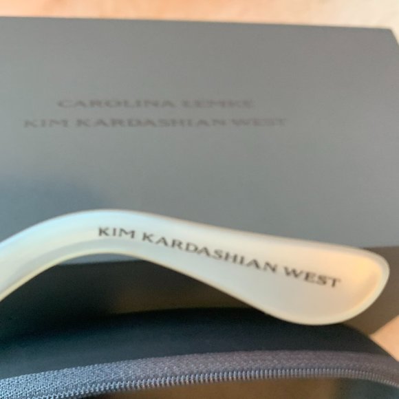 Kim Kardashian West Gemini Shield Sunglasses GOLD - Picture 7 of 11